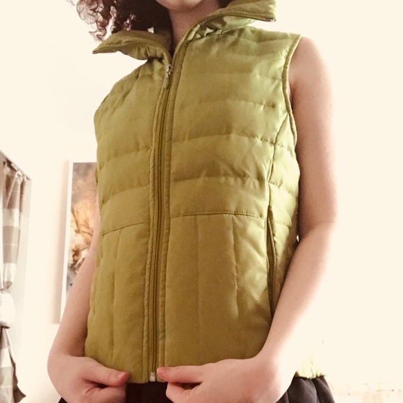 Green padded vest - Picture 2 of 2